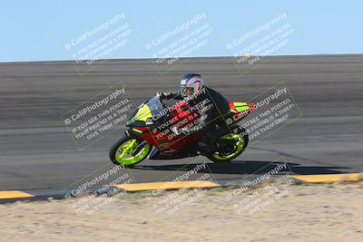 media/Nov-12-2023-SoCal Trackdays (Sun) [[5d1fba4e7d]]/Bowl (930am)/